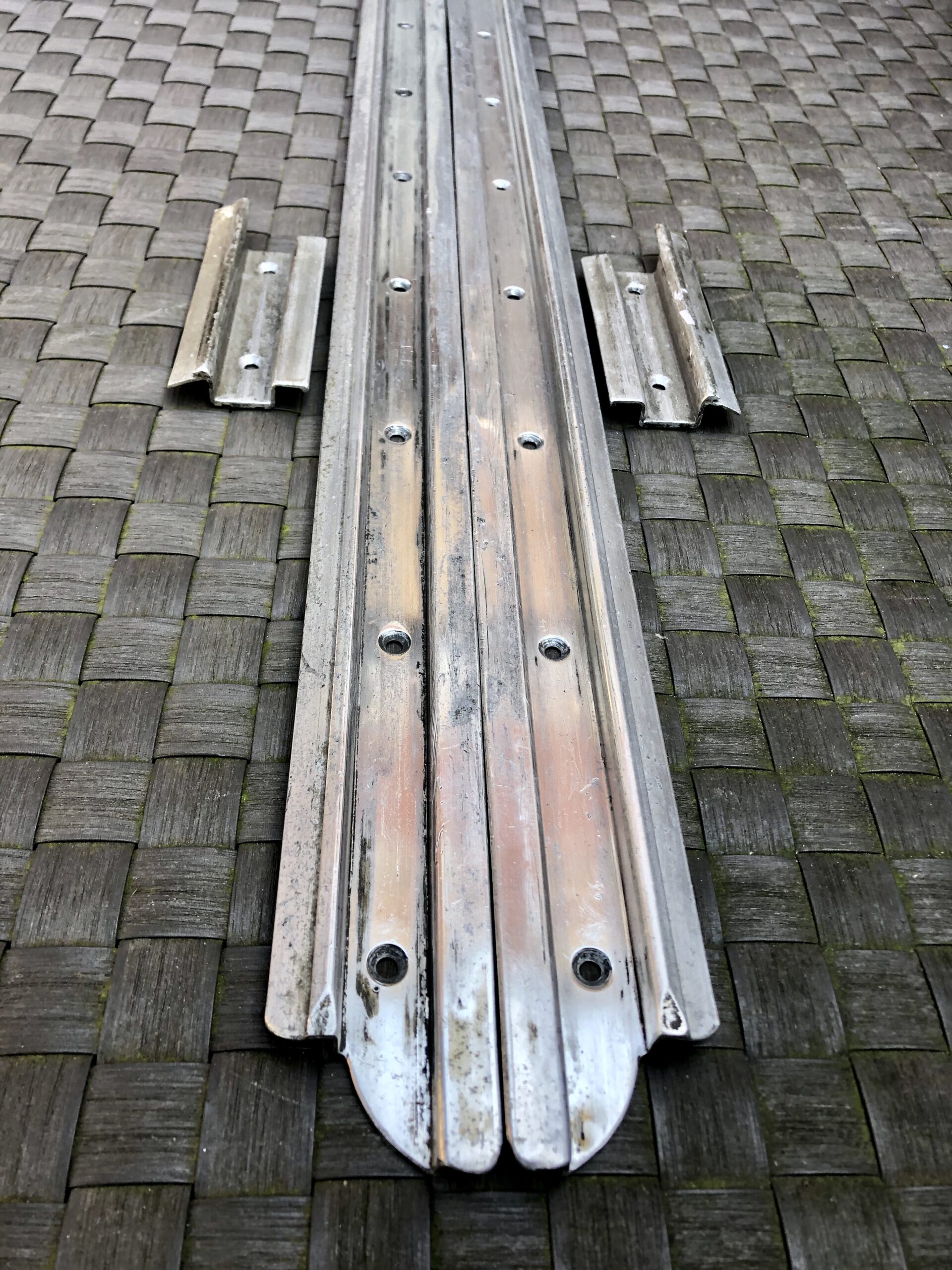 Compleet set VW T1 Samba dakrailsen / geleiders