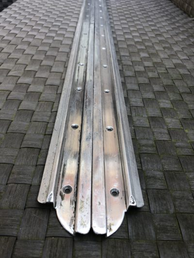 Compleet set VW T1 Samba dakrailsen / geleiders - Image 2