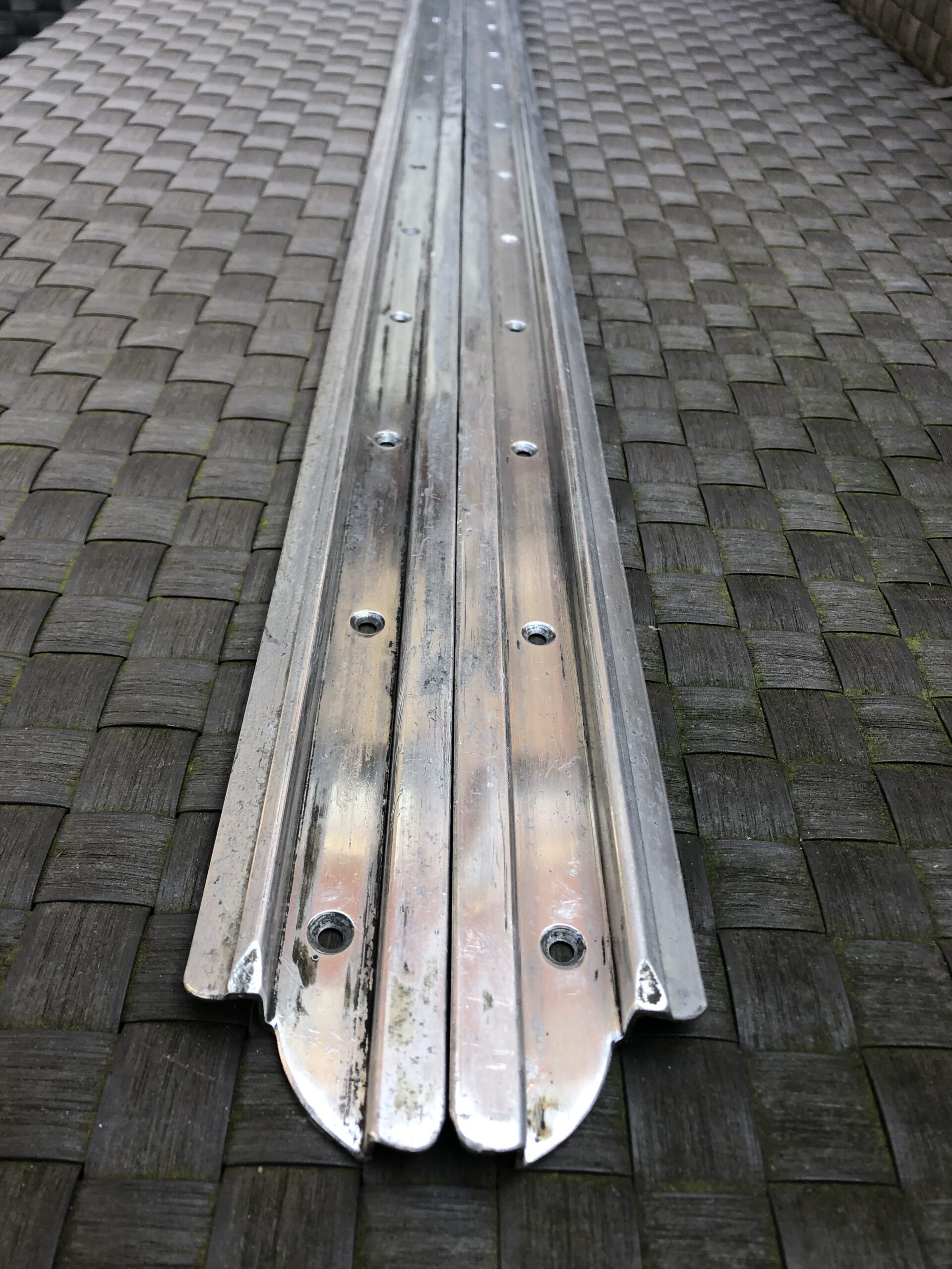 Compleet set VW T1 Samba dakrailsen / geleiders - Image 2