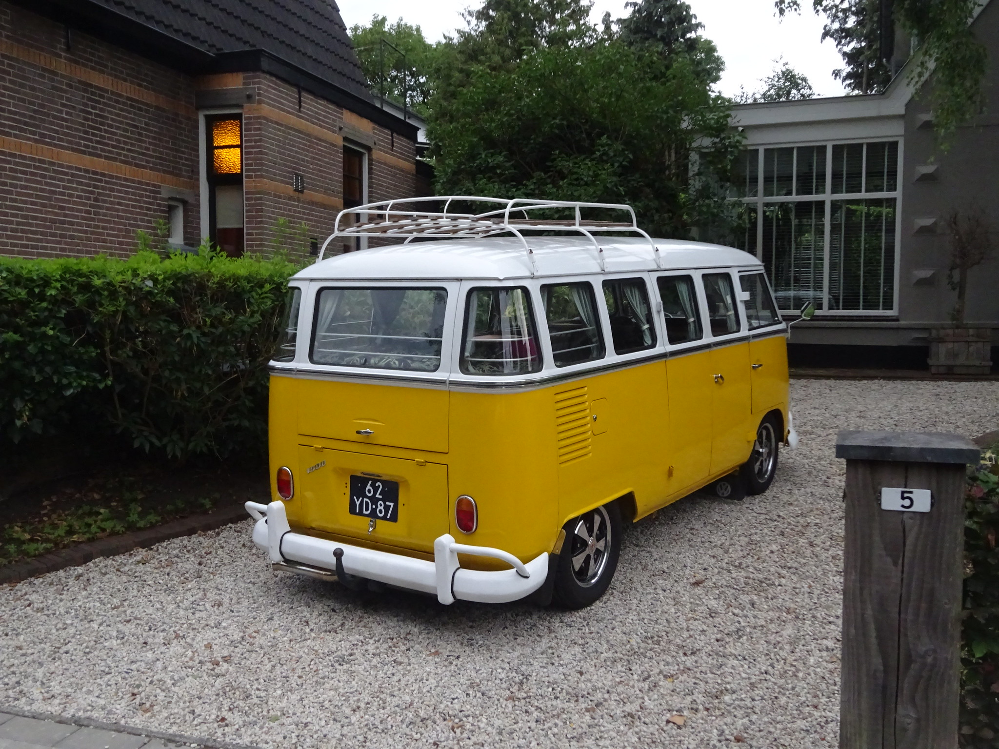 Willem_Alink_62-YD-87_Volkswagen_Transporter_1500_kombi_1973_0
