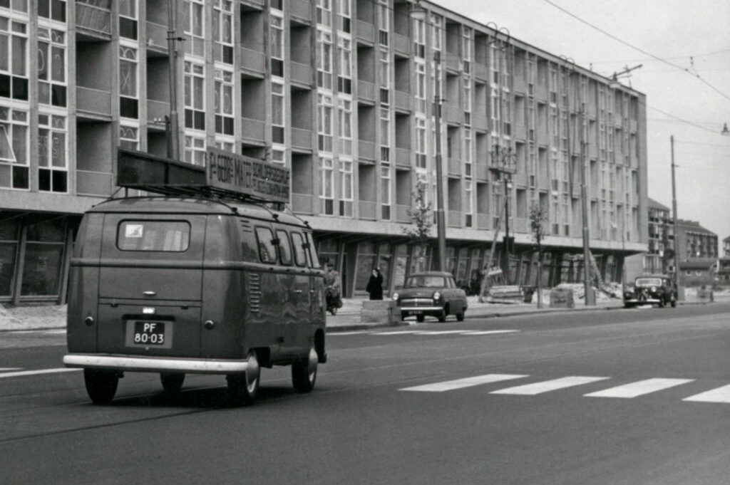 PF-80-03_Volkswagen_Transporter_bestelwagen_1955_1